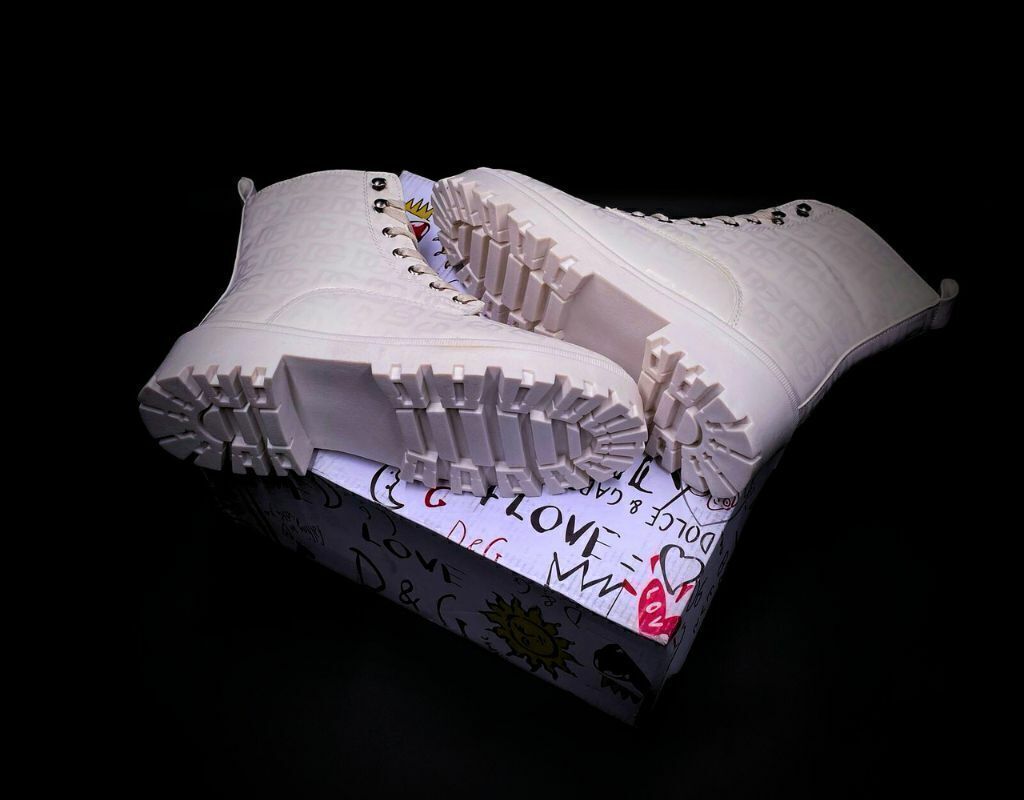 Dolce Gabbana Bota Beige Clasica