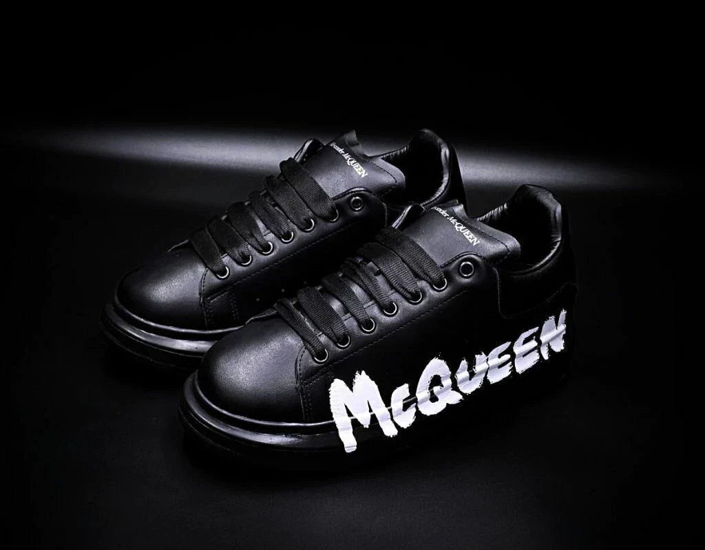 Alexander Mcqueen Negro Graffiti Oversize