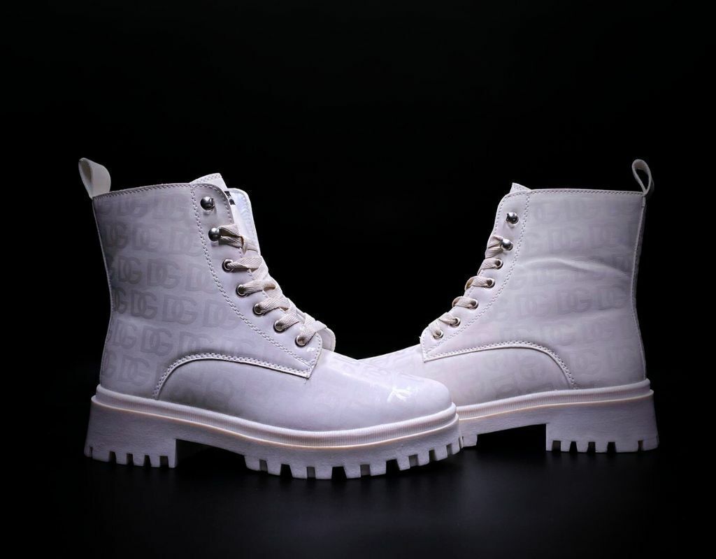 Dolce Gabbana Bota Beige Clasica