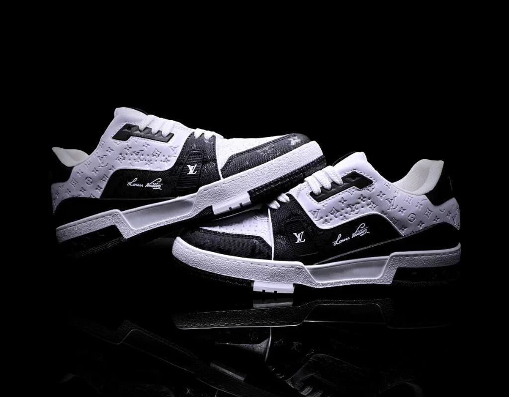 Louis Vuitton Trainer #54 Black White