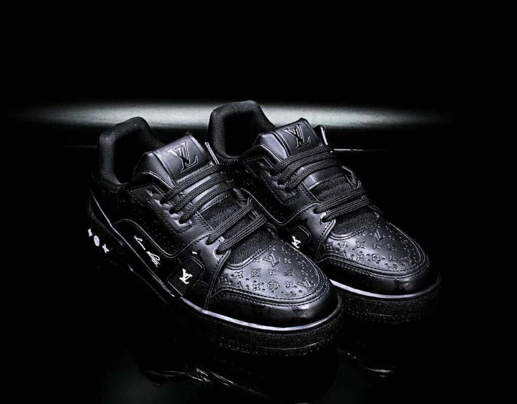 LOUIS VUITTON TRAINER #54 BLACK