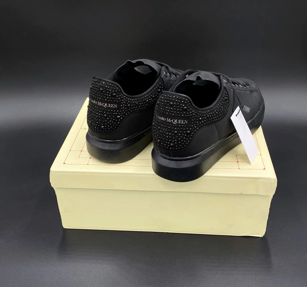 Tenis Alexander McQueen Negro Cristales