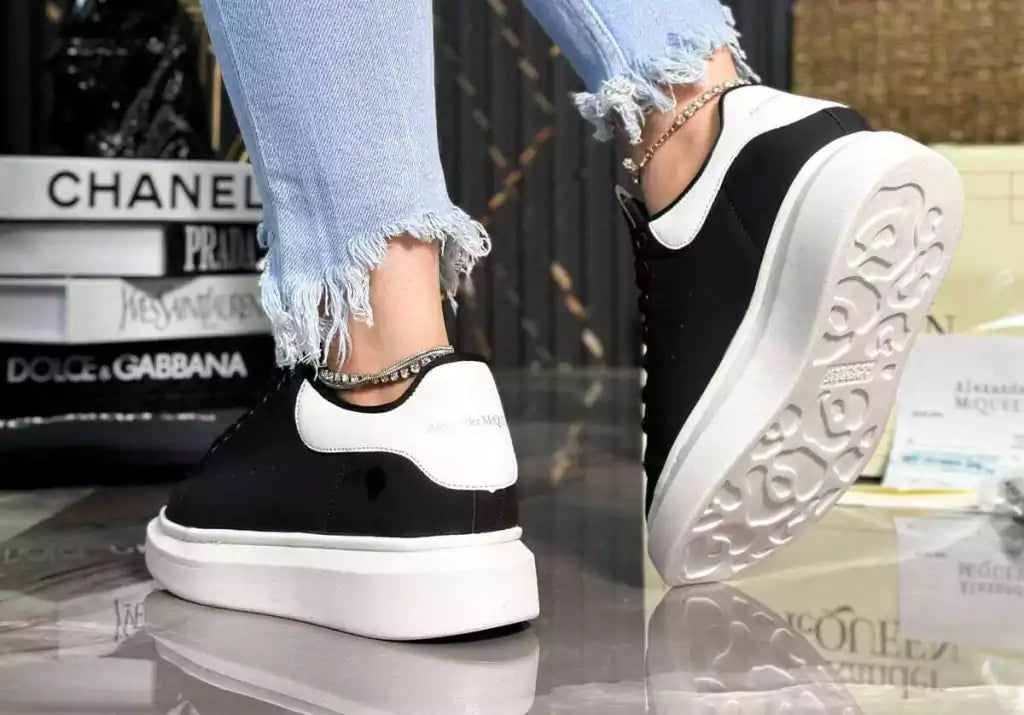 Tenis Clasico Casual Negro Blanco Alexander McQueen