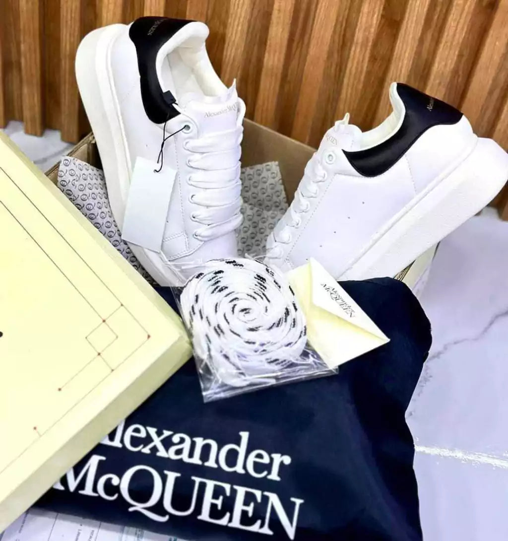 Tenis Alexander McQueen Blanco Negro