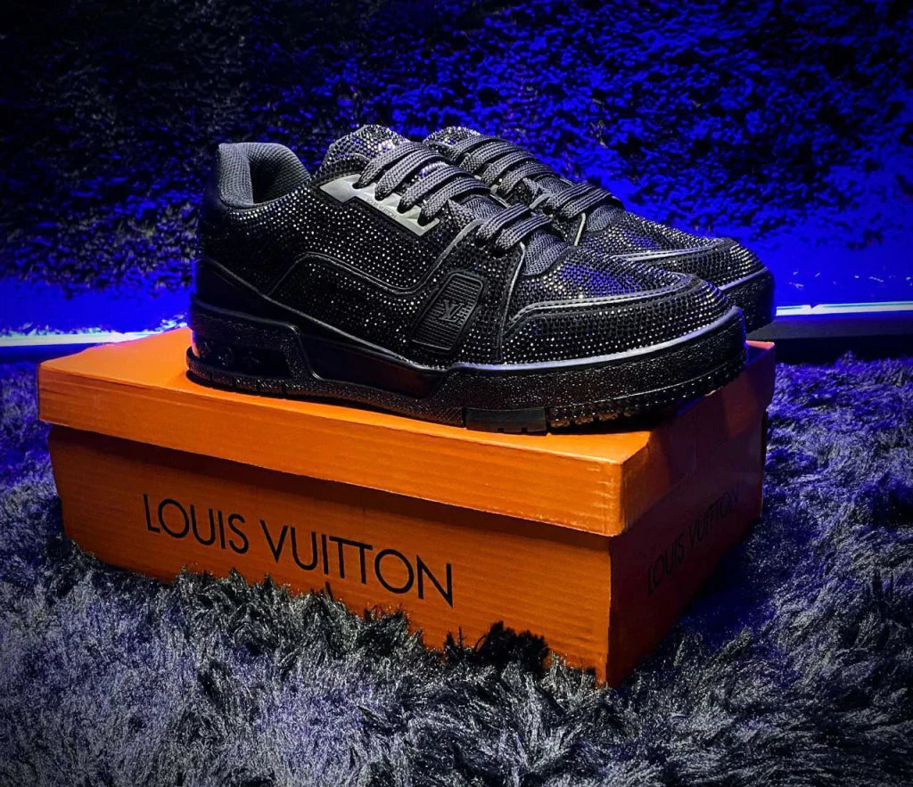Louis Vuitton Trainer Triple Black Crystales