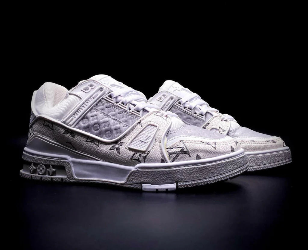 Louis Vuitton Trainer White Grey Monogram